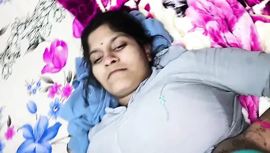 Evlendikten sonra kocası tarafından sert yarakla sikiliyor