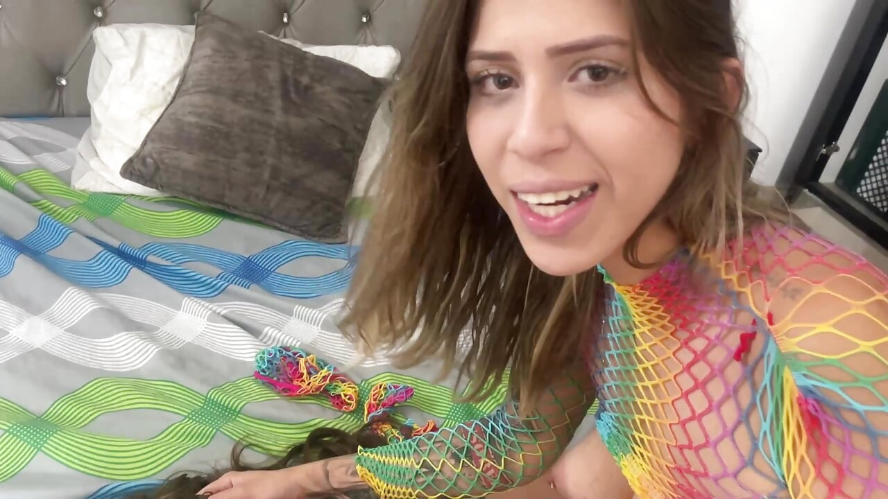 Üçlü seks, kız kardeşler ve ağzına boşalma