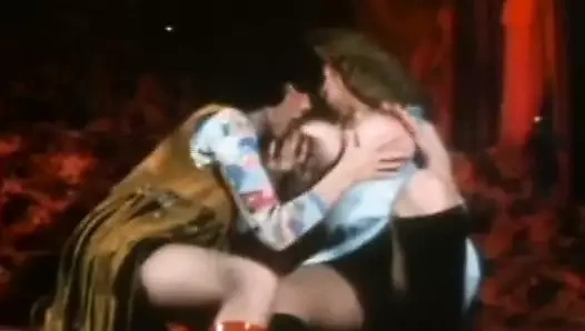 klasik porno ile mutlu zaman yapmak