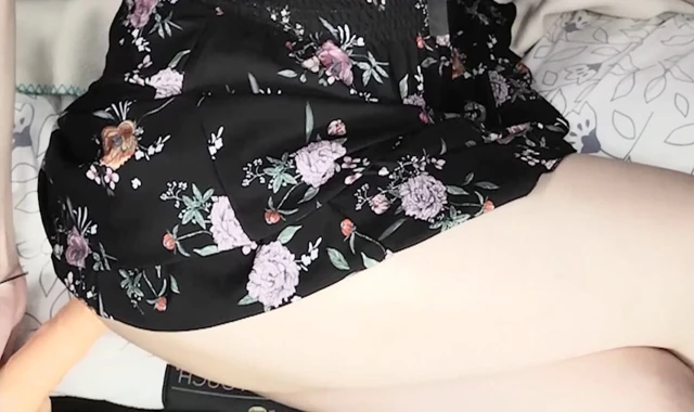 Güzel travesti DaniTheCutie bu garip seks ed modülünde bir makine tarafından götünü siktiriyor