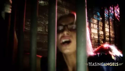 azgın mahkum alır için bang iki yaramaz sluts