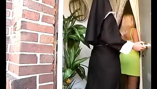 Dominant lezbiyen 92