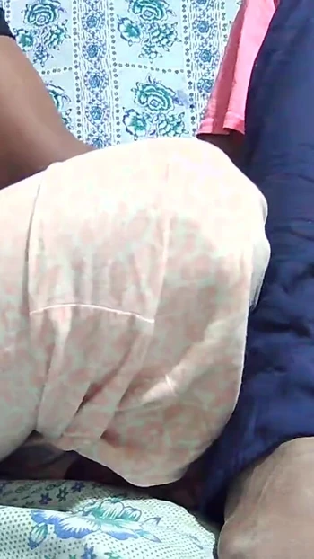 Эмоциональный момент из "Секс с большой утки пареньком и девушкой XNXX в джунглях 87654"