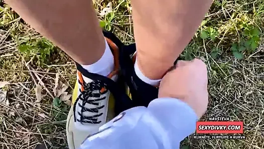 SKOLACKA V KROVI PRDELI UCITELEM A NAHODNEJSI CUM V KOCICKA