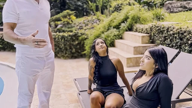 Latin üvey kız kardeşler amatör üçlü grup sekste büyük yaraklı Amerikalı üvey babasını paylaşıyor