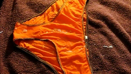 Külot boşalmak - komşunun turuncu külot