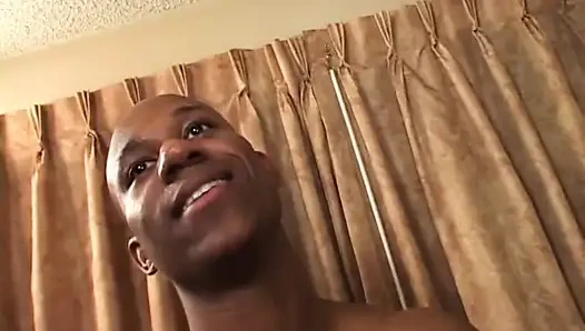 Siyah amcıklı siyah yarak... ağzına boşalma