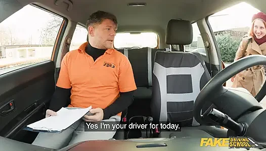 Kızıl saçlı sürücü kursu ofisinde sikiliyor - fake driving school