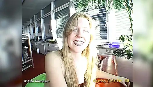 Bu büyük memeli bebek John Thompson için ilk kez döl yutma bukkake