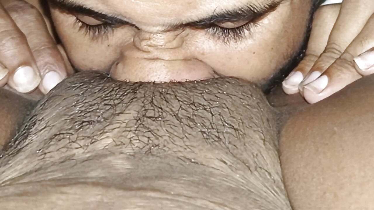 Bhabhi ne chut chtvaya
