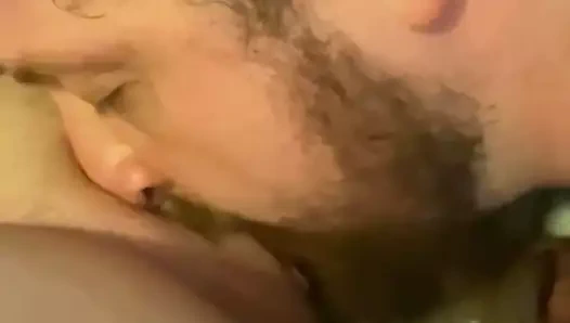 O ıslak kıçını son yemeğim gibi yemek