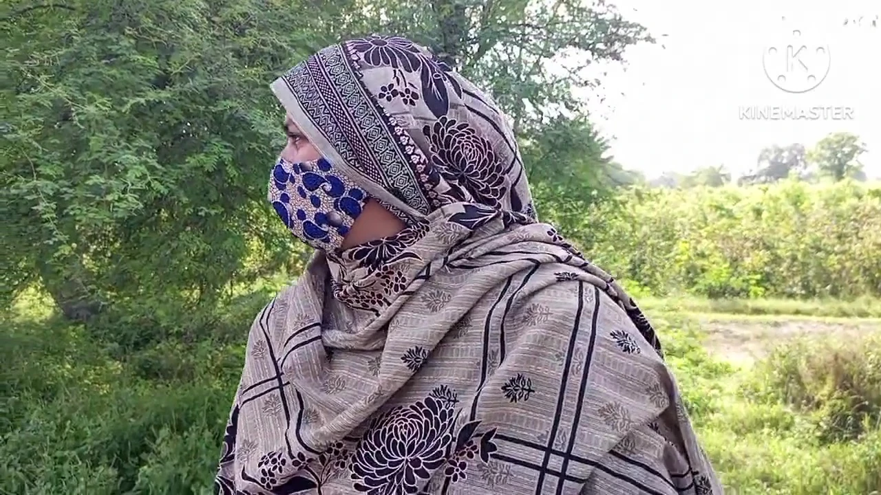 भारतीय कॉलेज गर्ल्स जींस टॉप पे जोर्डर चुदाई होटल