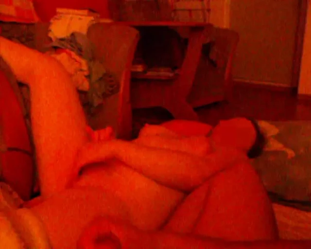 Aşk hikayesi: göte işiyor