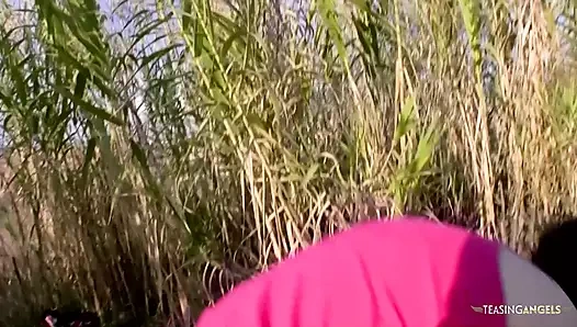 Göl kenarında anal seks yapmak bu esmer nasıl mükemmel bir gün hayal ediyor