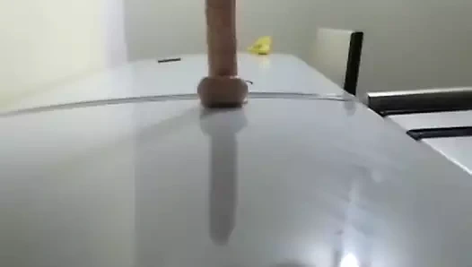 Azgın ve yaramaz sahip olan eğlence ile bir yapay penis