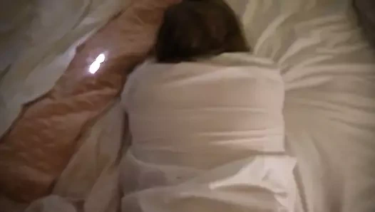 Üniversiteli kız arkadan sikiliyor, hızlı dölleme, amcık dayanamayacak kadar sıkı! Bakış açısı, yakın çekim