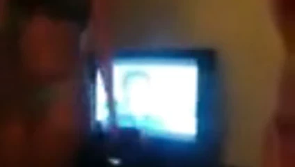 Quand vos frere ne sont pas la ca fait les putes