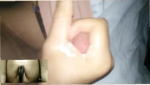 Üvey oğul görüntülü görüşmede üvey anne