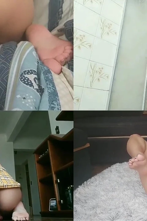 Yaramaz genç kadın ailesi evden ayrılırken oynaşıyor.