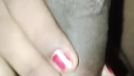 Desi bhabhi ko land munh mein dekhkar chut faadi