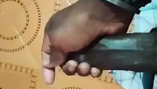 Tamil oğlan gösterme onun horoz hazır için mastürbasyon yapmak
