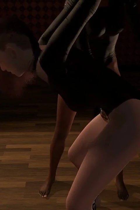 Bdsm zenci kız beyaz kıza şaplak atıyor