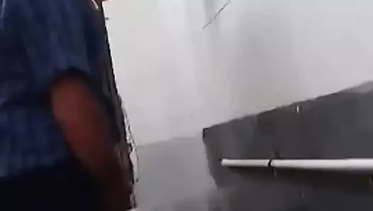 büyük baba pissing