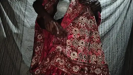 Hintli gerçek karı koca zamanın tadını çıkarıyor (bölüm 1)