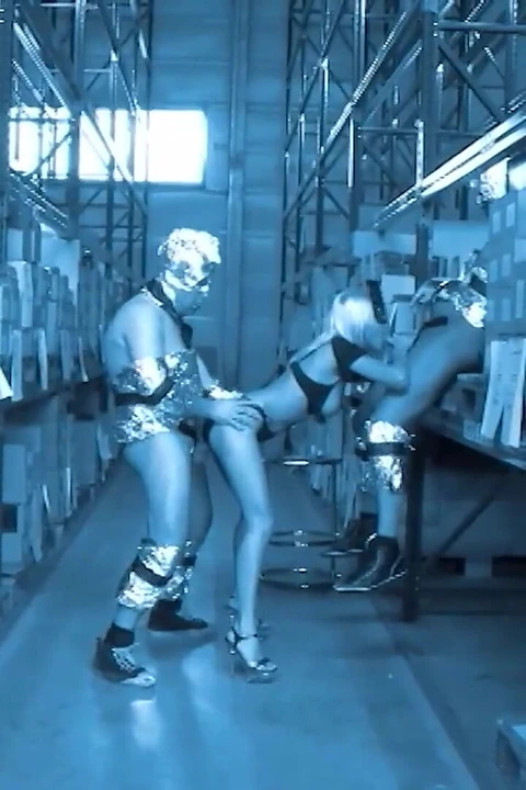 Alman Hakimiyeti Sahnesi - Fetiş Dişli Sarışın