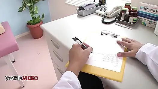 Kyoka Mizusawa Japon kamera şovunda sansasyonel sakso çekiyor