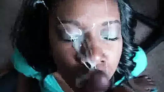 Siyah üzerine beyaz o yüz kraliçesi