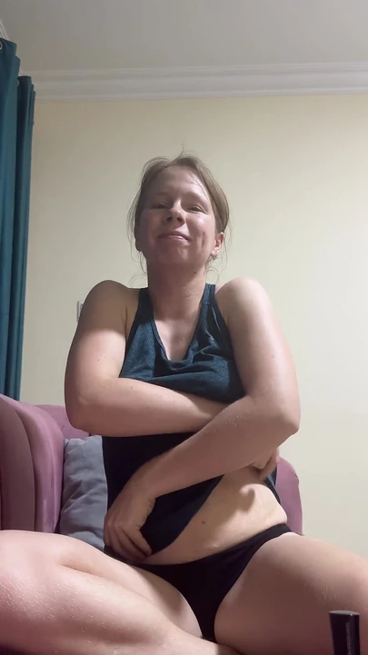 Я накрасила ногти