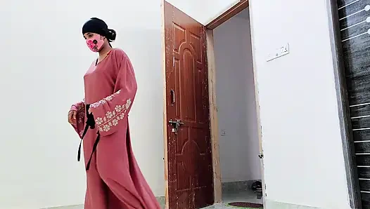 Hijabi stepmom share her sex desire with stepson in the bed Desi hot xxx
