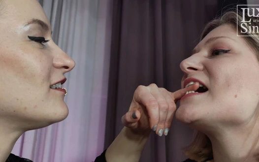 Lezbiyen ısırma düellosu - bölüm 1-5 (deutsch)