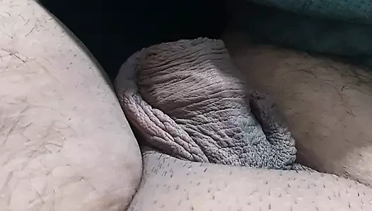 Üvey anne üvey oğlu önünde çıplaksa rahatsız etmiyor