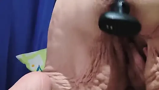 Sert anal sikişiyor deniz kuvvetlerine boşalıyor