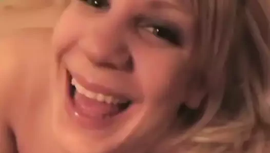 Redhead milf verir harika bj