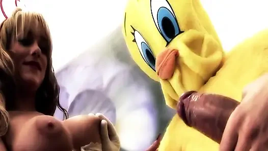 Seksi kılık değiştiriyor sahne 2_two büyük memeli sarışınlar megan coxxx ve antonia deona doktorun iç çamaşırlı üçlü sekste sikişiyor