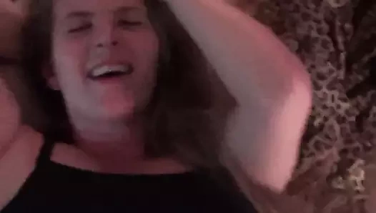 Kızımın yüzünde eli serbest cumming