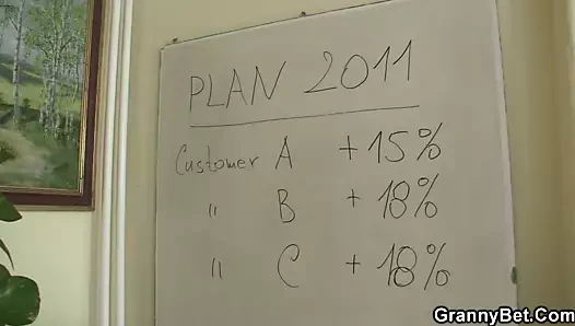 horoz aç ofis olgun kadın ve çocuk