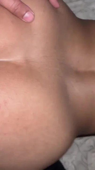 Hintli orta yaşlı seksi kadın Dubai'de Pakistanlı tarafından sikiliyor (Hintli vs Pak) domaltarak sert sikişiyor | Klip 1