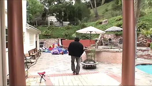 18 yaşındaki esmer chloe morgan sert dövülerek alır