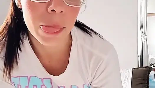 31 talimatı - götüme nefis boşalana kadar sallanıyor