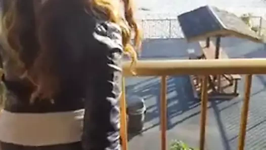 Sadece senin ortalama beyaz kızın