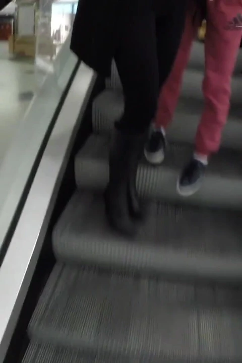 Gina Gerson, Dolly Diore ve Samanta çekimden önce sahne arkası