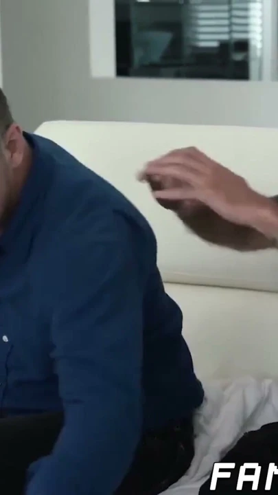 Üvey oğul ve baba doggystyle eyersiz vurma | Klip 1