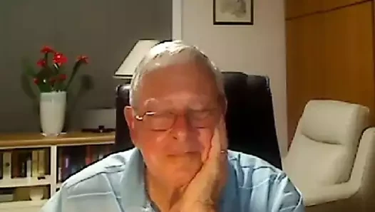 Dede kameraya boşalıyor
