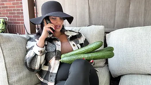 Desperate Housewife Triple Penetrates with 3 12in Cucumbers