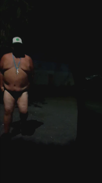 Mofo2121 herkesin içinde çıplak