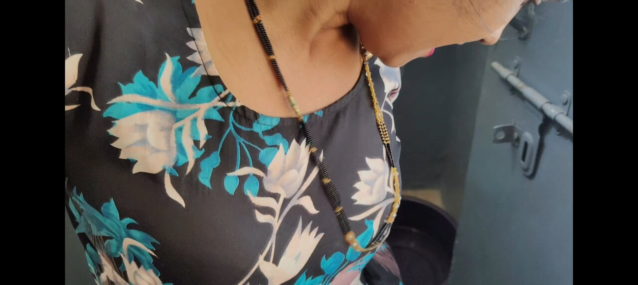Sıcak üvey kızımla iki kez üst üste seks yaptım hindi fullHD video
